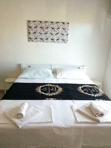 Hostal Anifil Pool Apartments