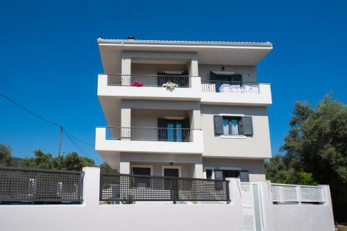 Melina Apartments