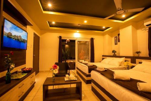 Hotel All Seasons Residency