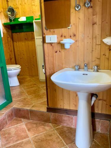Bed & Breakfast La Dacia In Langa