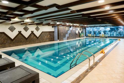 Ayass Hotel (formerly Quality Suites)