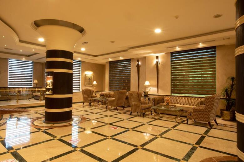 Bristol Hotel