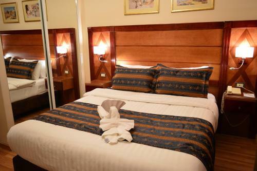 Comfort Hotel Suites