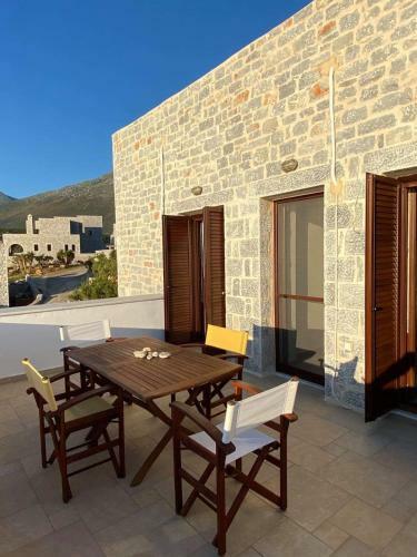 Mezapos Villa Flora