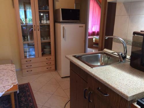 J�zmin Apartman Zalakaros