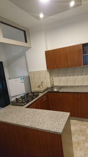 Al Fawanes Hotel Apartments