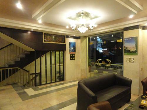 Golden Palace Hotel Apartments