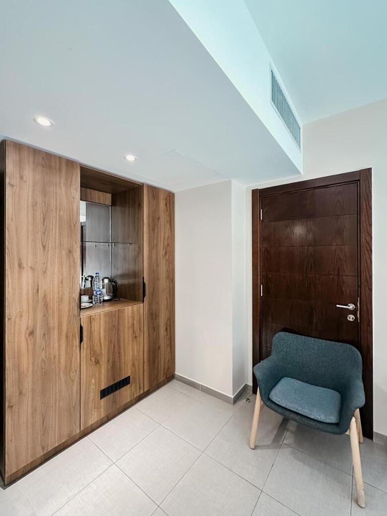 Hotel Celino Suites