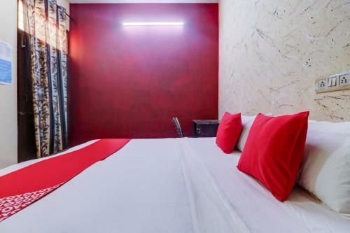 Hotel Oyo 82419 Blue Stone 1