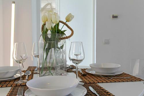 Fantastic 2-bed Apartment Close To The Sandy Beach