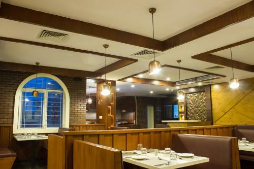 Ambaari Hotel
