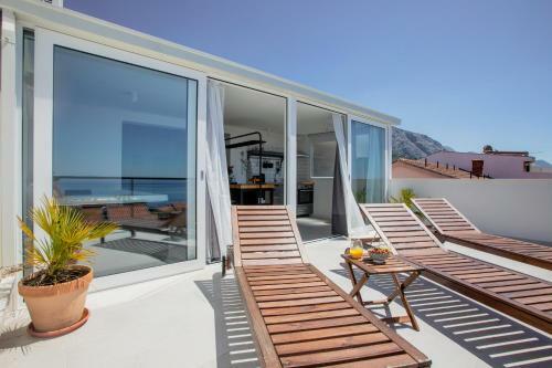 Apartments Left & Right With Jacuzzi, 4 Stars