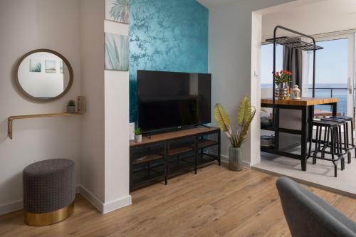 Apartments Left & Right With Jacuzzi, 4 Stars