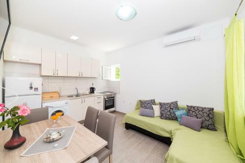 Apartment Nane