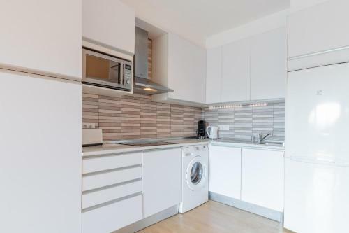 Well Equipped 1 Bedroom Bungalow