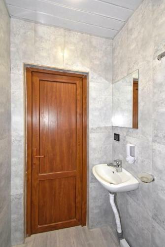 Hostel Asma In Small Center
