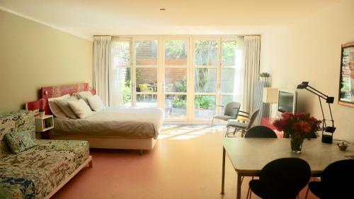 Metropolitan B&B