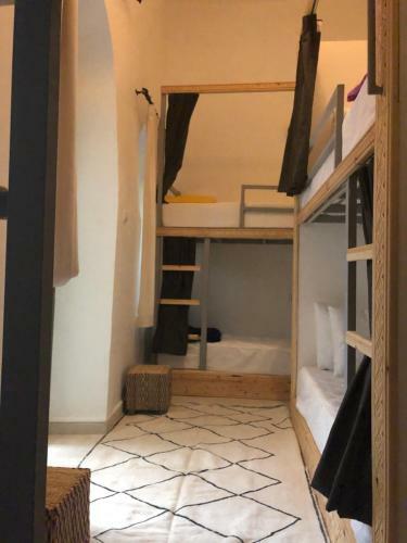 Bed Square Hostel