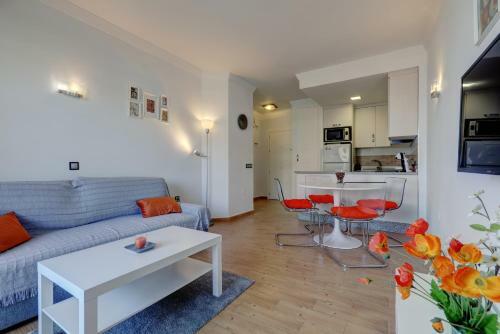 Apartamento 074 - Fabulous Sea View Studio In Benal Beach Complex