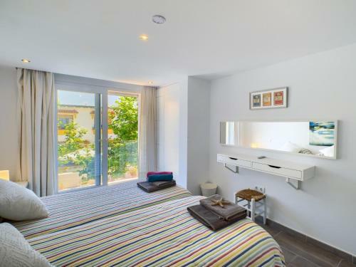 10 Paradise Villa On Sea Front, Terrace!