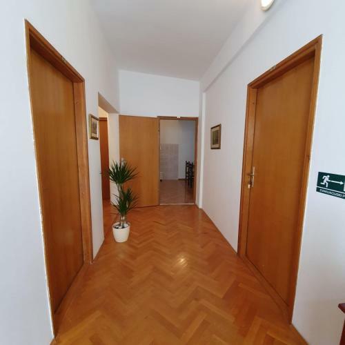 Apartments And Rooms Jasminka