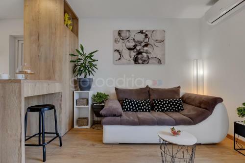 Luxurious Apartments Lara&luka