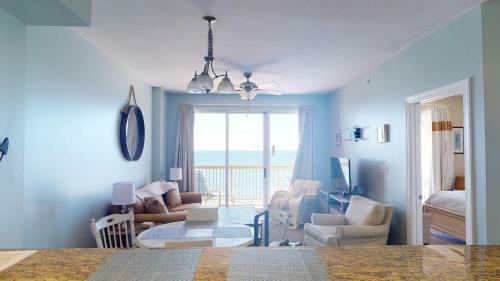 8th Floor Gulf View Beachfront Condominium