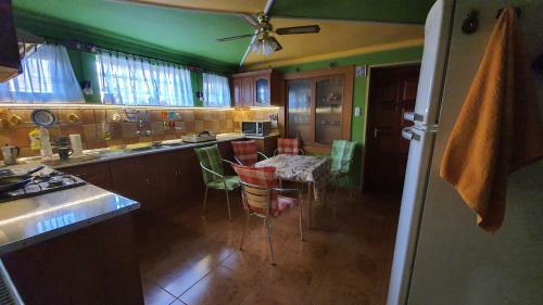 Apartamento Family Friendly Gy�l