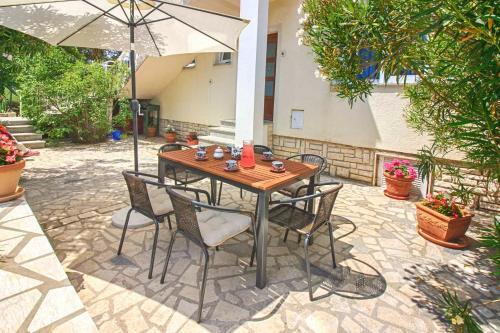 Apartment In Pula/istrien 11067