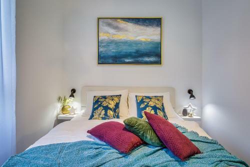 Colosseum Garden Studio Apartments