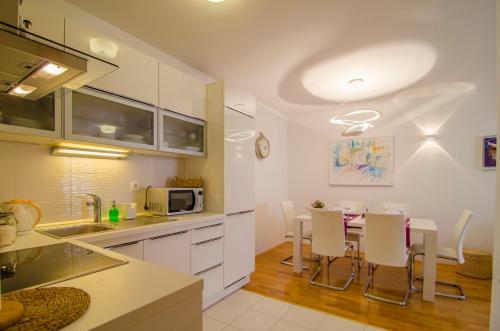 Harmony Apartment