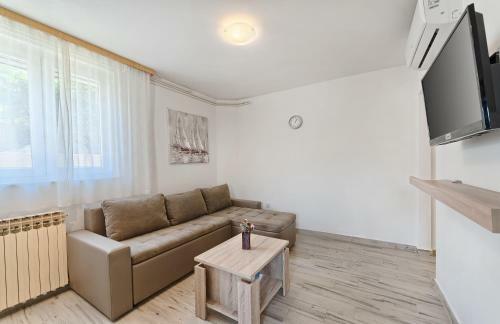 Hostal Apartmani Marina