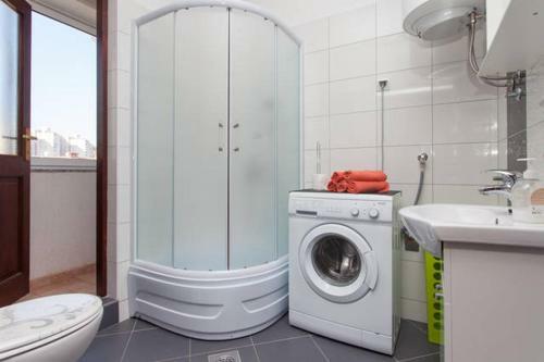 Large Specious Apartment