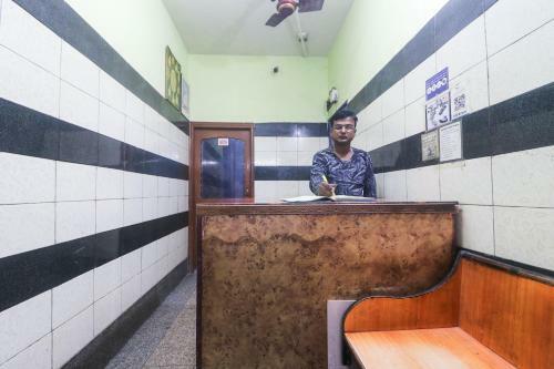 Spot On 65879 Hotel Neel Top