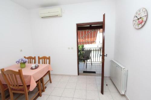 Apartments Mirela