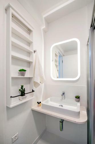 Hostal Riva Residence