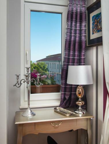 Apartamentos House Delmarco