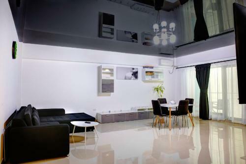 Zoom Apartment
