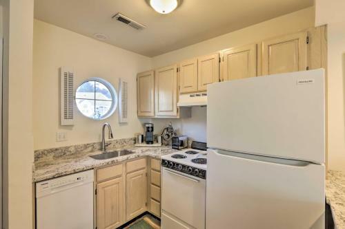 Cozy Norwich Villa On Golf Course Near Spa!
