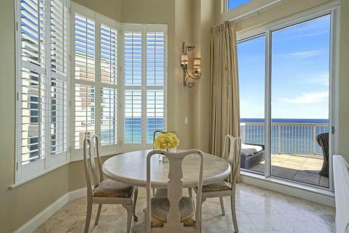 Silver Beach Towers Ph 1901 By Five Star Properties