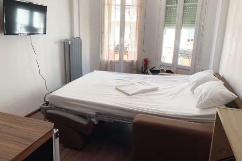 Apartamento Charmant Studio Centre Ville Nice