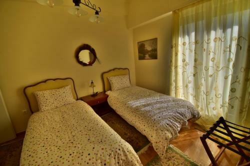 Classy 2 Bedroom Apartment Under Acropolis At Thissio
