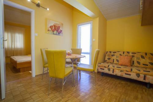 Hostal Villa Neda