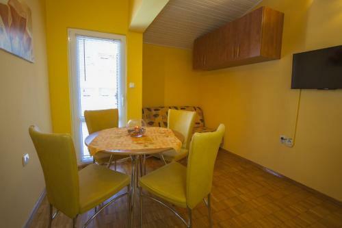 Hostal Villa Neda