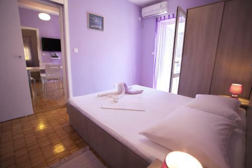 Hostal Villa Neda