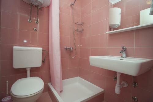 Hostal Villa Neda
