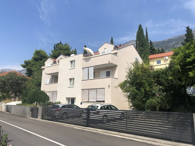 Apartments Svi-mi