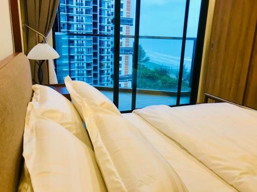 Hostal Eyu@timurbay Seaview Residence