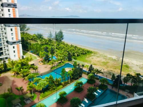 Hostal Eyu@timurbay Seaview Residence