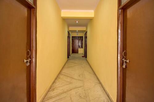 Hotel Oyo 78848 Laxmi Narayan Bhavan